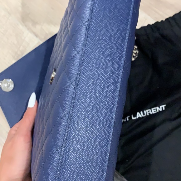 Sold 🎈Saint Laurent bag in blue caviar leather - Picture 3 of 4